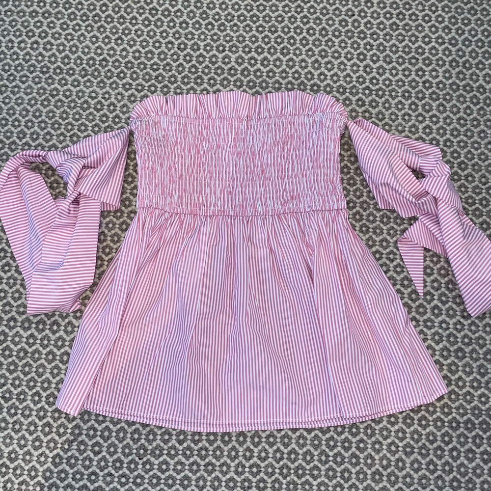 Pink for loves&lemons tie top